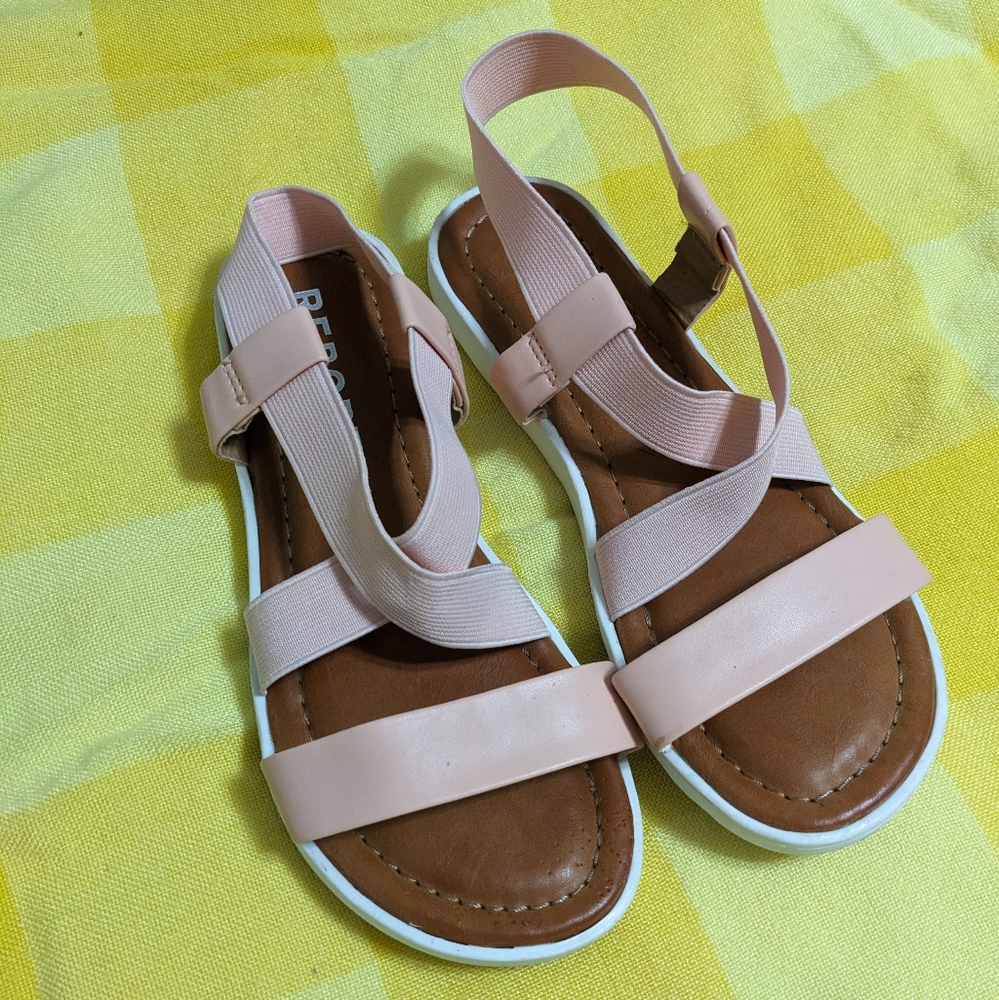 Report girls shoes size 2